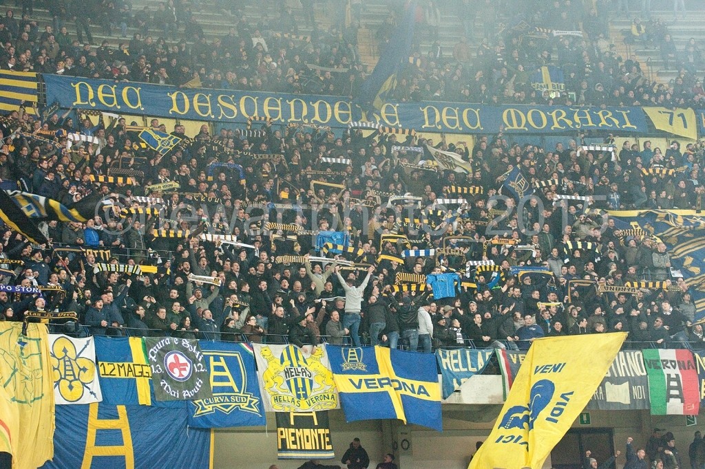 curva_napoli.jpg