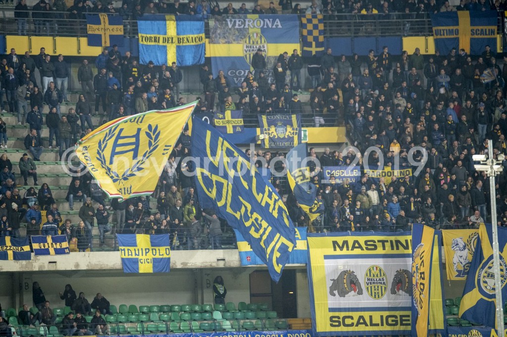 CURVA (2)