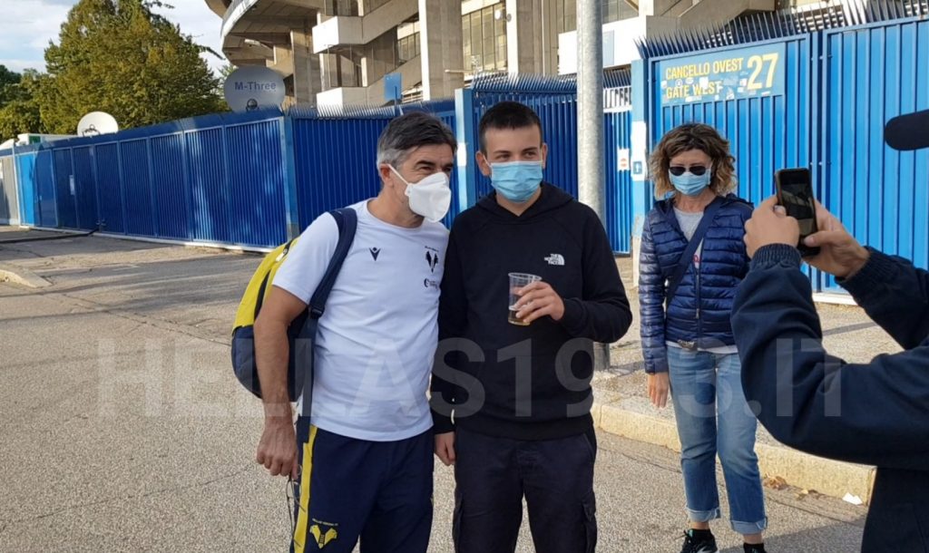 Juric con tifosi